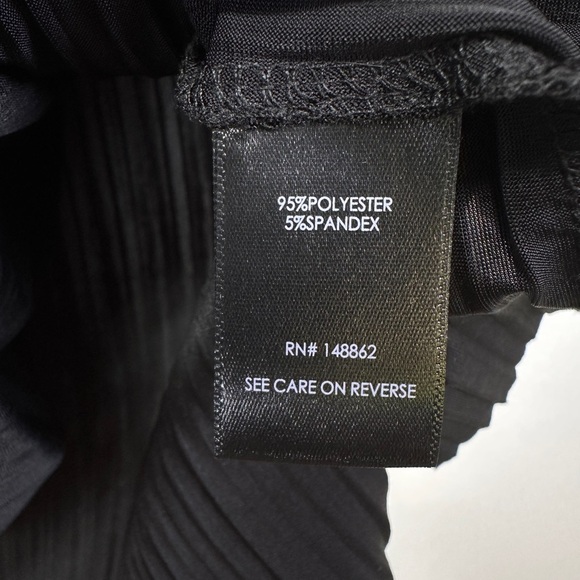 Torrid Black Pleated Midi Skirt | Pull-On Pleated Plissé Skirt | Elastic Waist - Picture 4 of 5